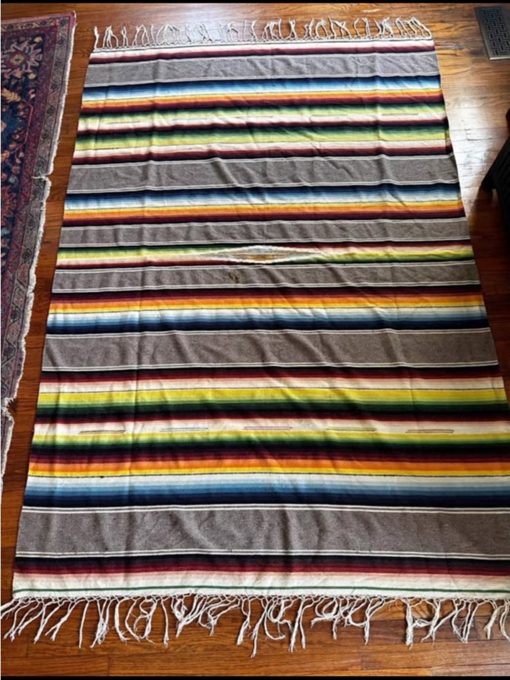 Large vintage Mexican serape / Saltillo-style blanket